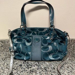 Coach handbag, like new, with removable shoulder strap